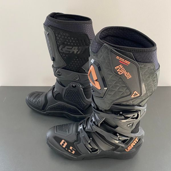 LEATT 8.5 HydraDri Adventure [Black] 3026004004 фото